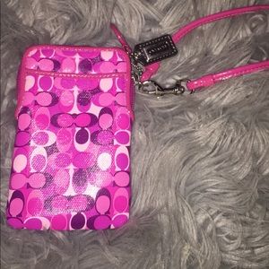 coach wristlet
